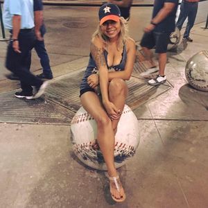 Meet your Posher, Jess